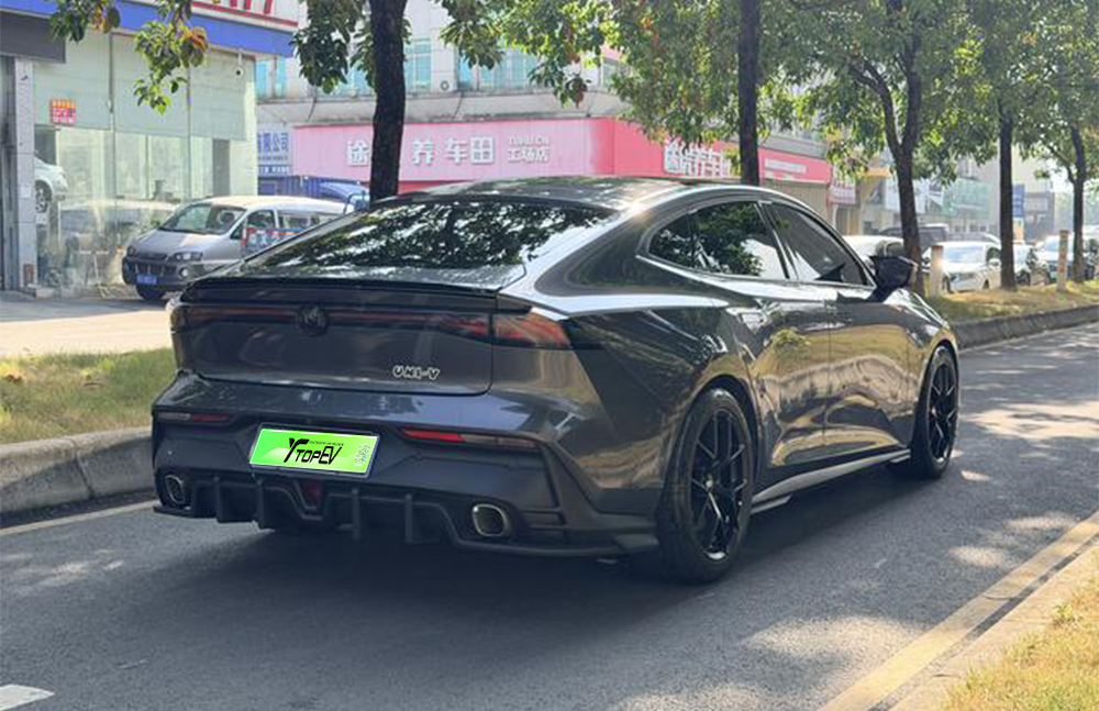 changan uni v price used